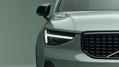Volvo XC40 światło z przodu