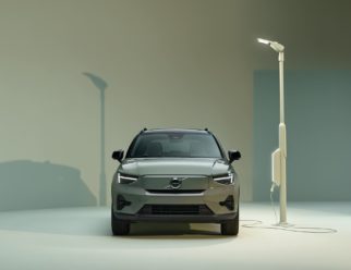 Volvo XC40 Recharge Electric front
