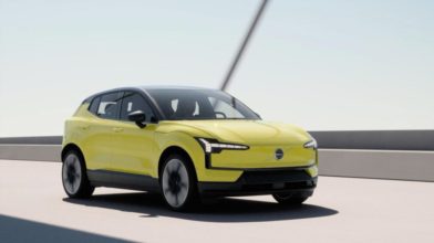 Volvo EX30 Moss Yellow
