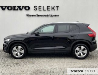 Volvo XC40 Momentum Pro używane czarne bok