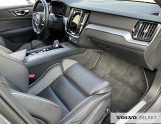 Volvo V60 R-Design używane ciemna skóra
