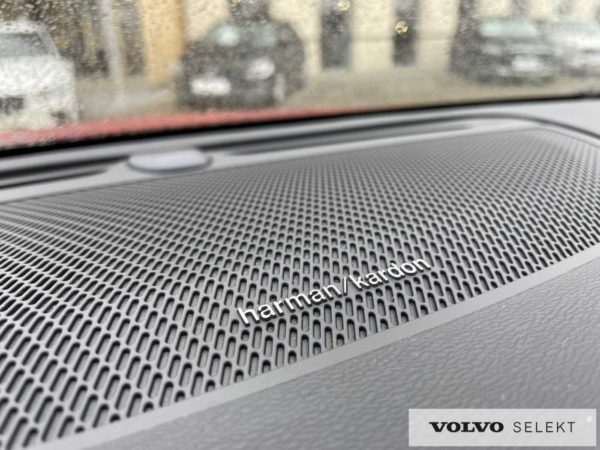 Volvo S60 R-Design system audio Harman Kardon
