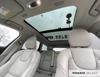 Volvo V90 Cross Country Pro używane dach panoramiczny
