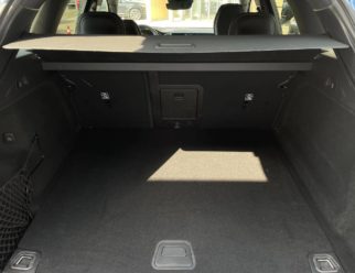 Volvo XC60 R-Design używane bagażnik