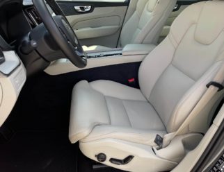 Volvo XC60 Inscription używane jasna skóra