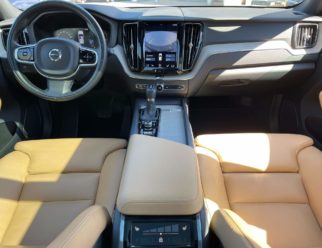 Volvo XC60 Inscription jasny środek