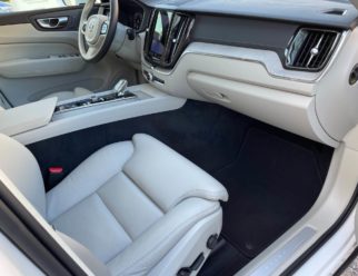 Volvo XC60 Inscription używane jasna skóra
