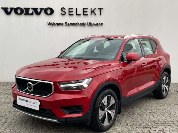 Volvo XC40 używane czerwone przód