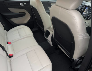 Volvo XC40 używane inscription skóra środek