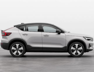 Volvo C40 kolor lakieru Silver Dawn bok