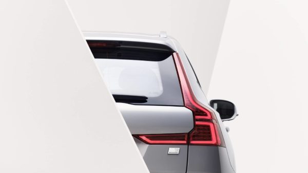 Volvo XC60 Recharge tył