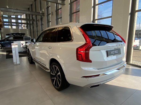 Volvo XC90 Inscription białe tył