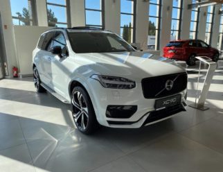 Volvo XC90 R-Design białe przód