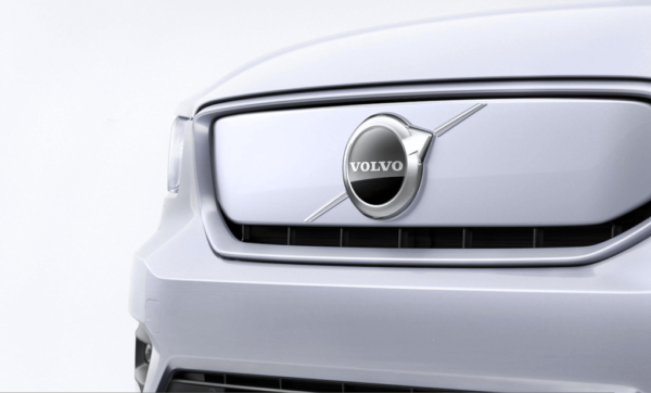 Volvo XC40 Recharge Electric grill
