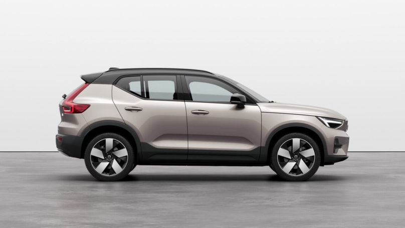 Volvo XC40 Recharge Electric bok