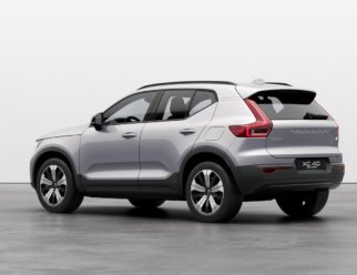 Volvo XC40 Recharge Electric Silver Dawn tył