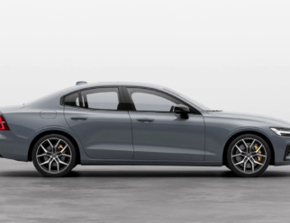 Volvo S60 Recharge kolor Thunder Grey bok