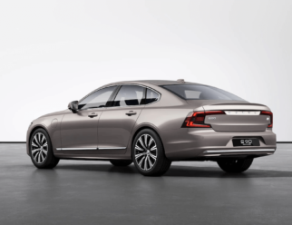 Volvo S90 Recharge kolor Bright Dusk tył