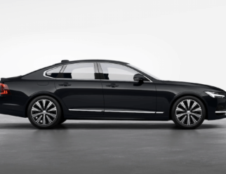 Volvo S90 Recharge kolor Onyx Black bok