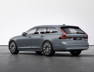 Volvo V90 Recharge kolor Thunder Grey tył