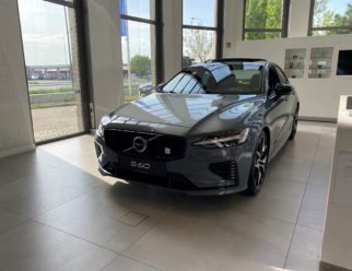 Volvo S60 Polestar Engineered przód