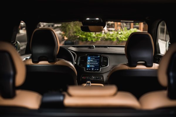 Volvo XC90 jasne wnętrze
