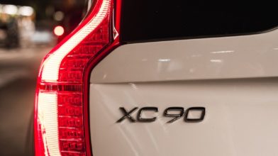 Volvo XC90 białe tylne światło