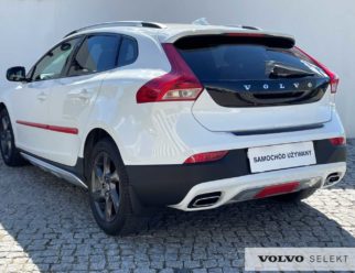 Volvo V40 Cross Country Summum używane białe tył