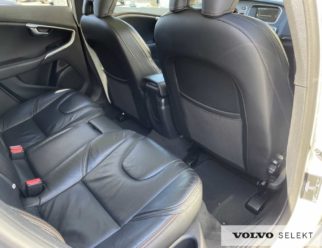 Volvo V40 Cross Country Summum używane tylna kanapa