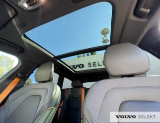 Volvo V90 Cross Country Ocean Race wnętrze dach szklany
